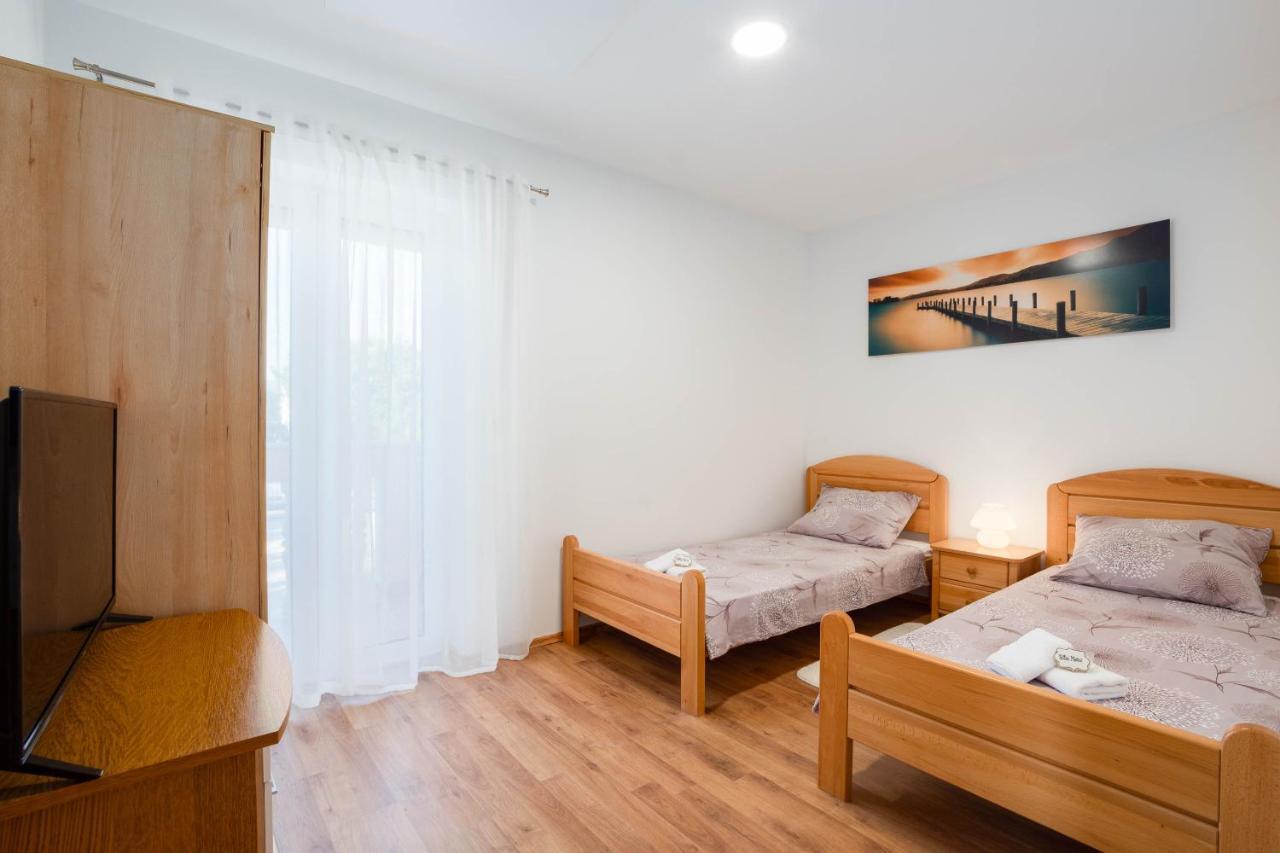 Vacation Villa Matic With 7 Bedrooms Sinj Dış mekan fotoğraf