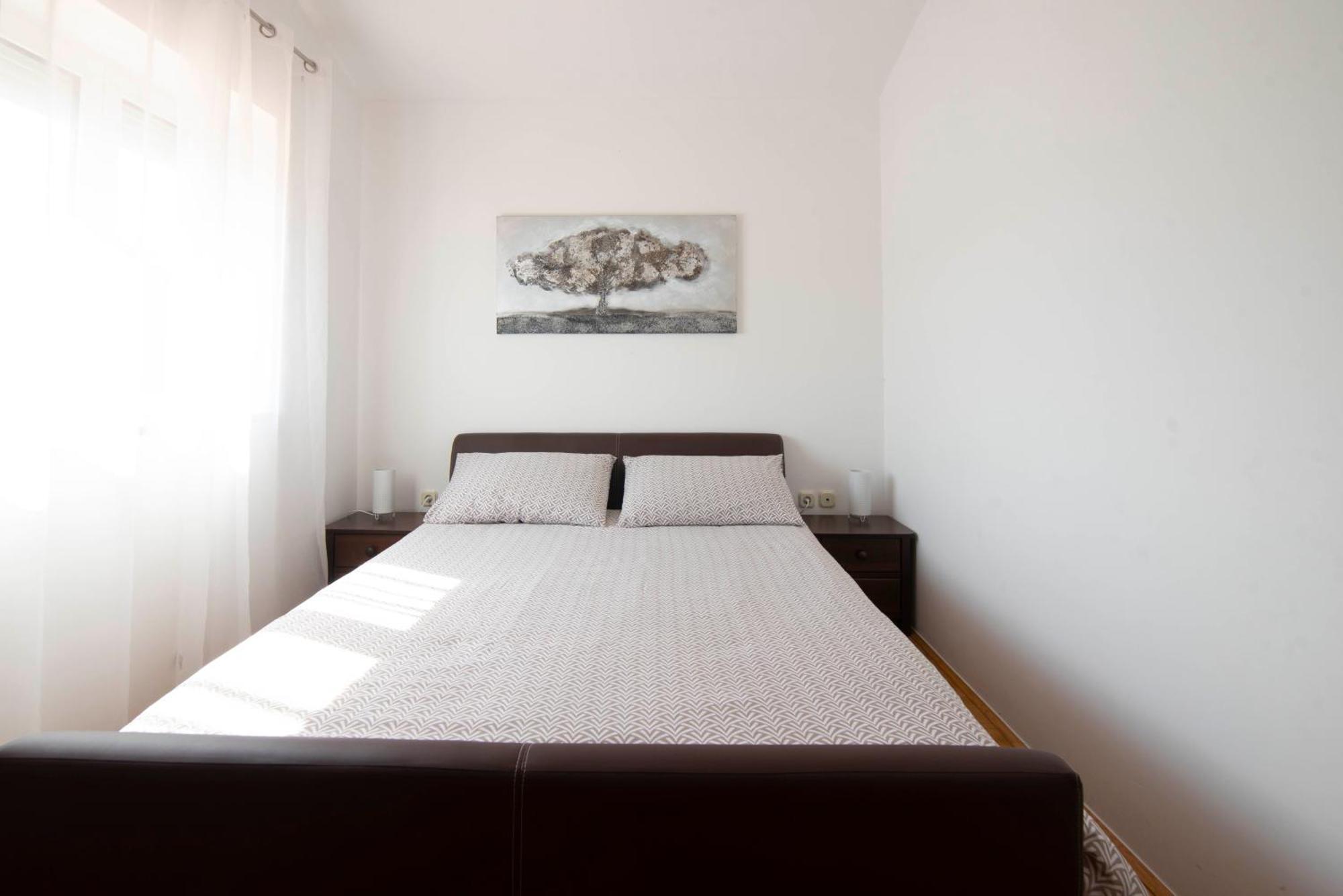 Vacation Villa Matic With 7 Bedrooms Sinj Dış mekan fotoğraf